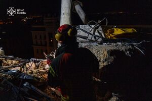 Українські військові повідомили про влучання в Донецькій і Чернігівській областях, також уламки дронів спричинили руйнування в Києві та області