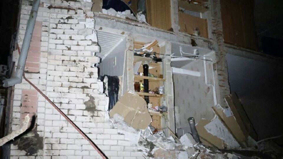 Чернігів окупанти обстріляли ракетами