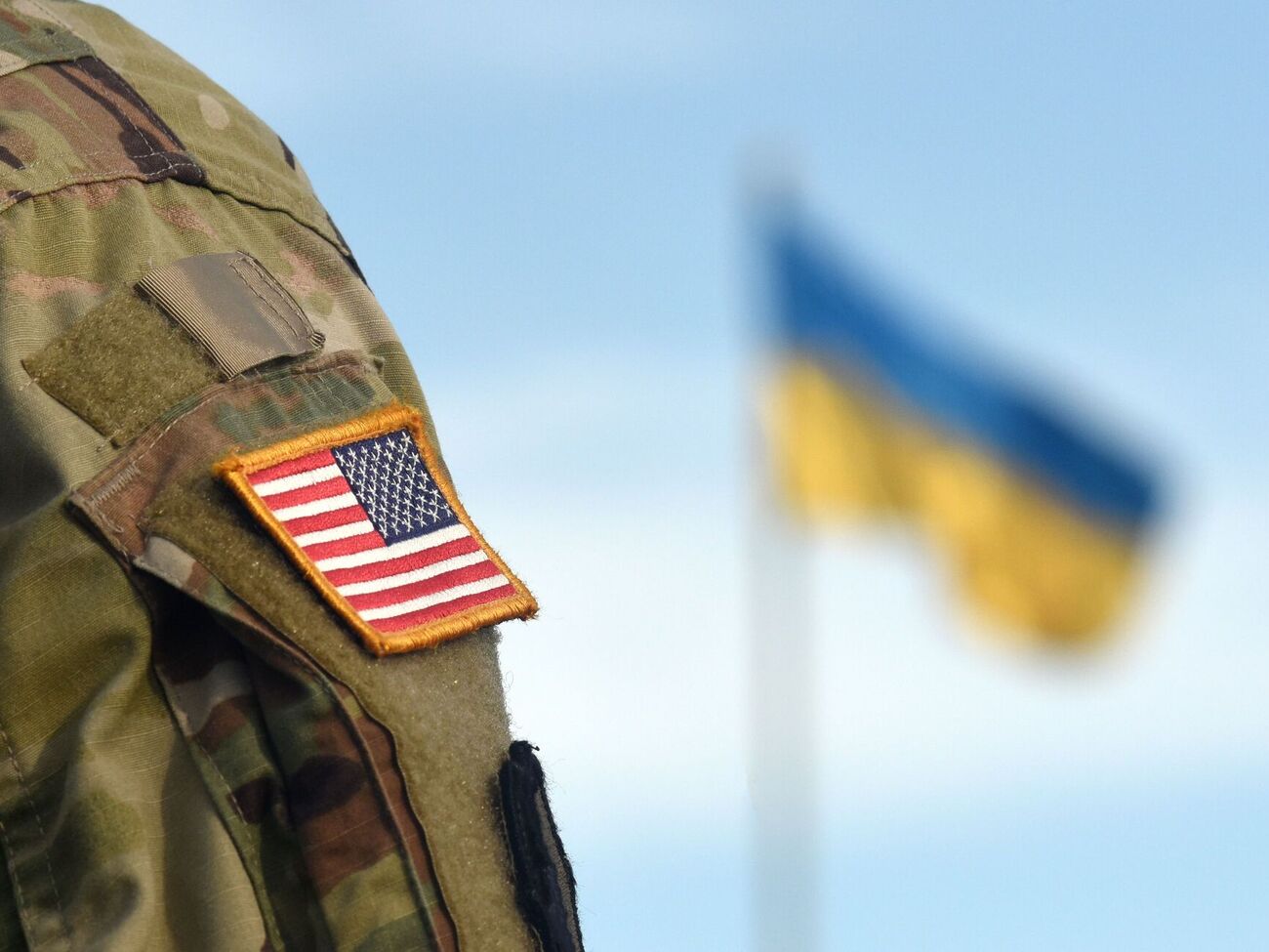 Щонайменше п'ятьох загиблих американських добровольців не вдалося забрати з поля бою за минулі пів року, розповіли співрозмовники CNN