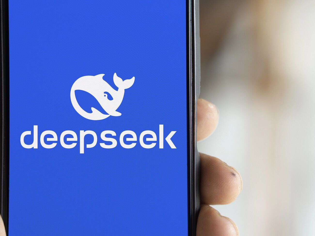 У релізі йдеться, що розпорядження набуло чинності негайно