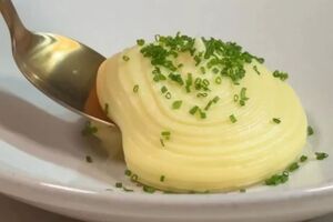 Для пюре важно выбрать картофель с высоким содержанием крахмала