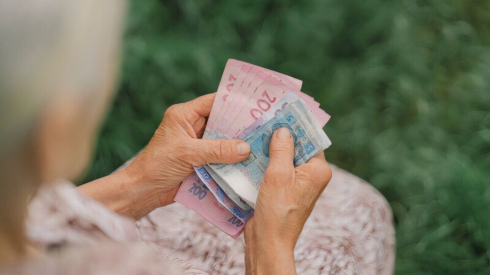 Самые высокие пенсии получают жители Киева, где средний размер выплат составляет 8017 грн