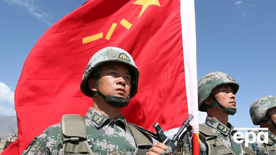 Газета подчеркивает, что комплекс будет по меньшей мере в 10 раз больше американского Пентагона