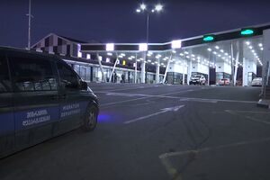 10 іноземців, які брали участь у протестах, уже покинули територію Грузії, зазначили у МВС країни