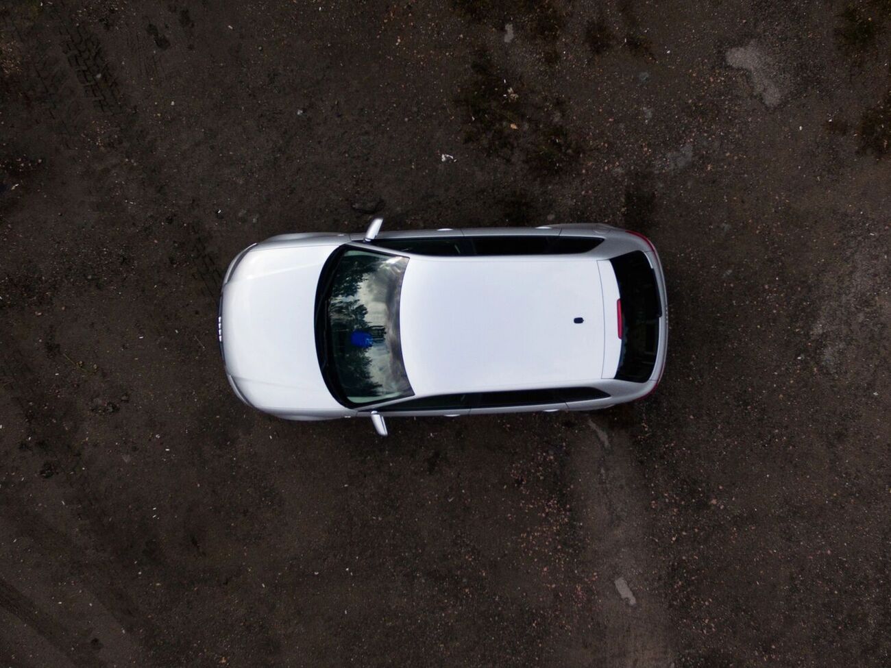 Дрон попал в автомобиль с журналистами российских СМИ на трассе Донецк – Горловка