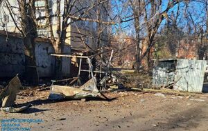 В результате артобстрела повреждены частные дома и многоэтажки