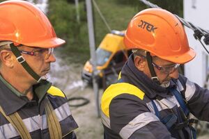 ДТЕК відремонтував електромережі у 12 населених пунктах Донецької області