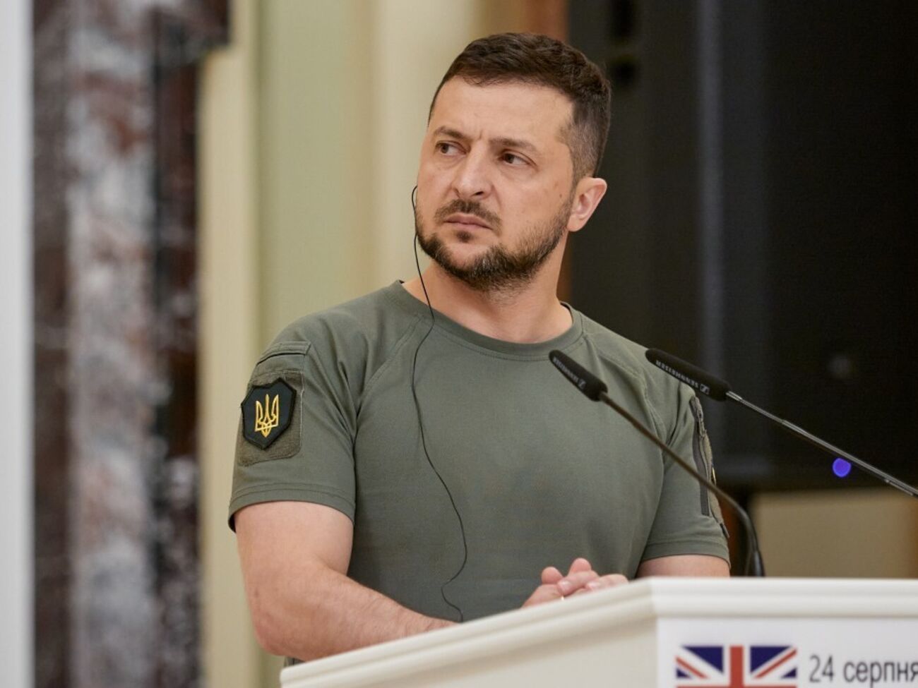 Украинские олигархи, которые влияли на политику, "сбежали или сидят в тюрьме", отметил Зеленский