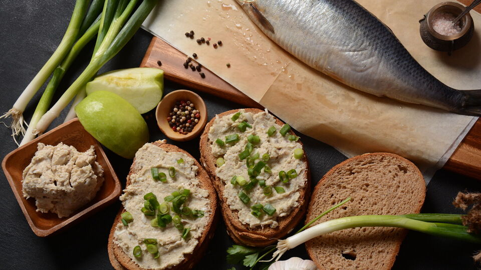 Вкусный форшмак получается из селедки мужского пола