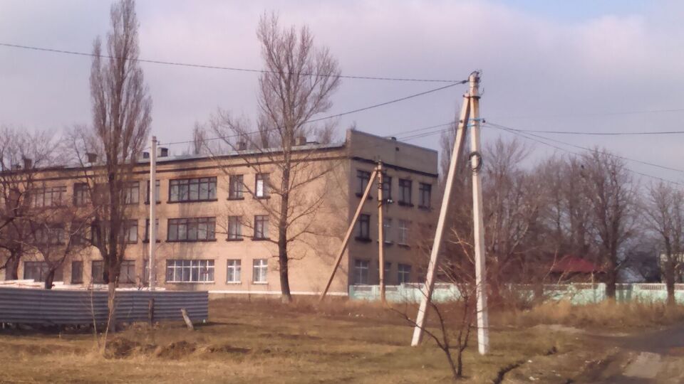 В Доброполье во время прогулки на части кассетного боеприпаса подорвались два 11-летних мальчика