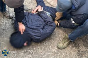 Подозреваемые корректировали ракетные удары по "оборонке" и энергетике Украины, считают в СБУ