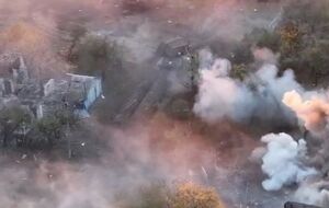 Когда город полностью уничтожен, там просто негде держать оборону, рассказал спикер ОСГВ