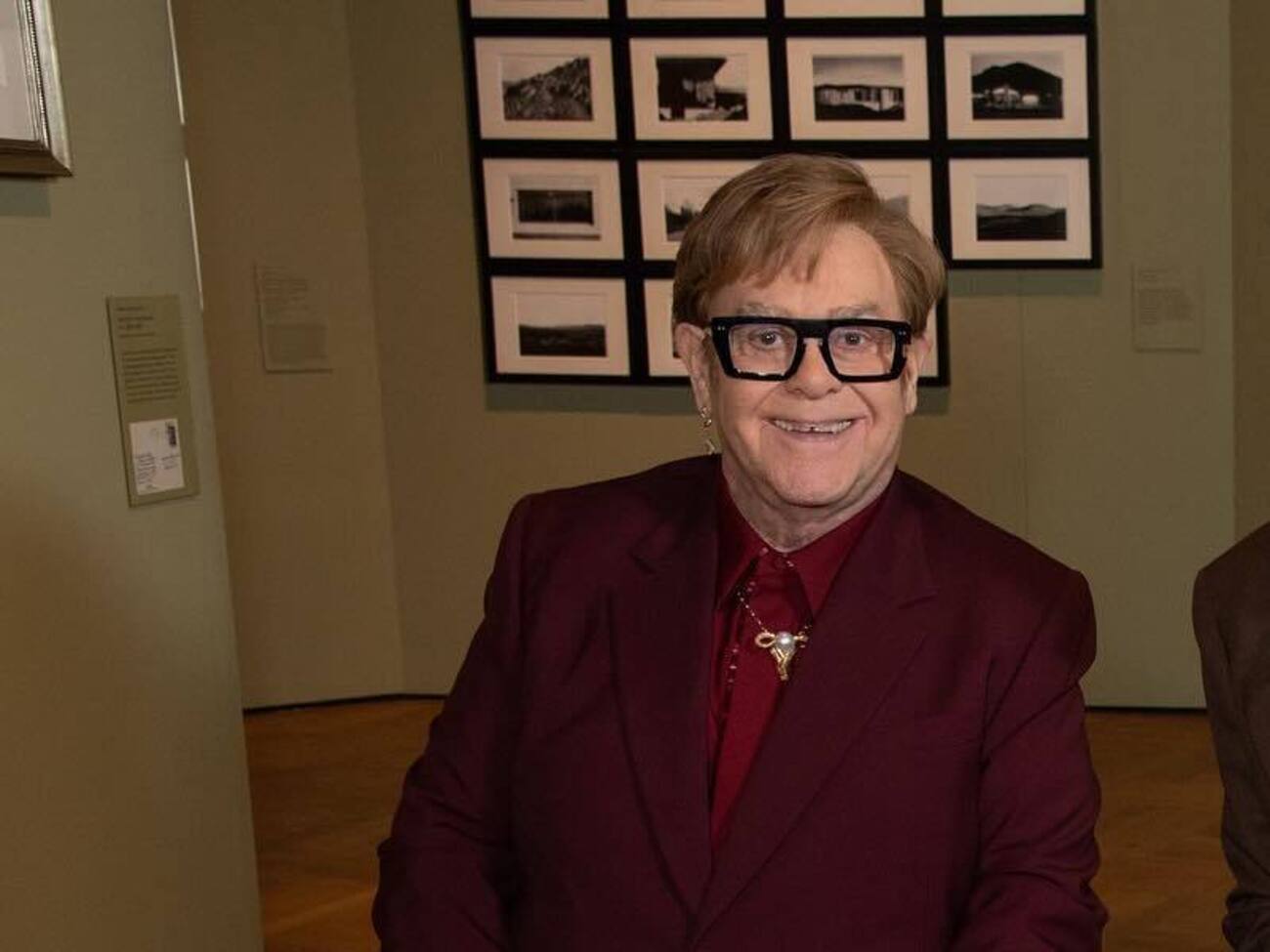 Элтон Джон 4 сентября сообщил, что частично потерял зрение