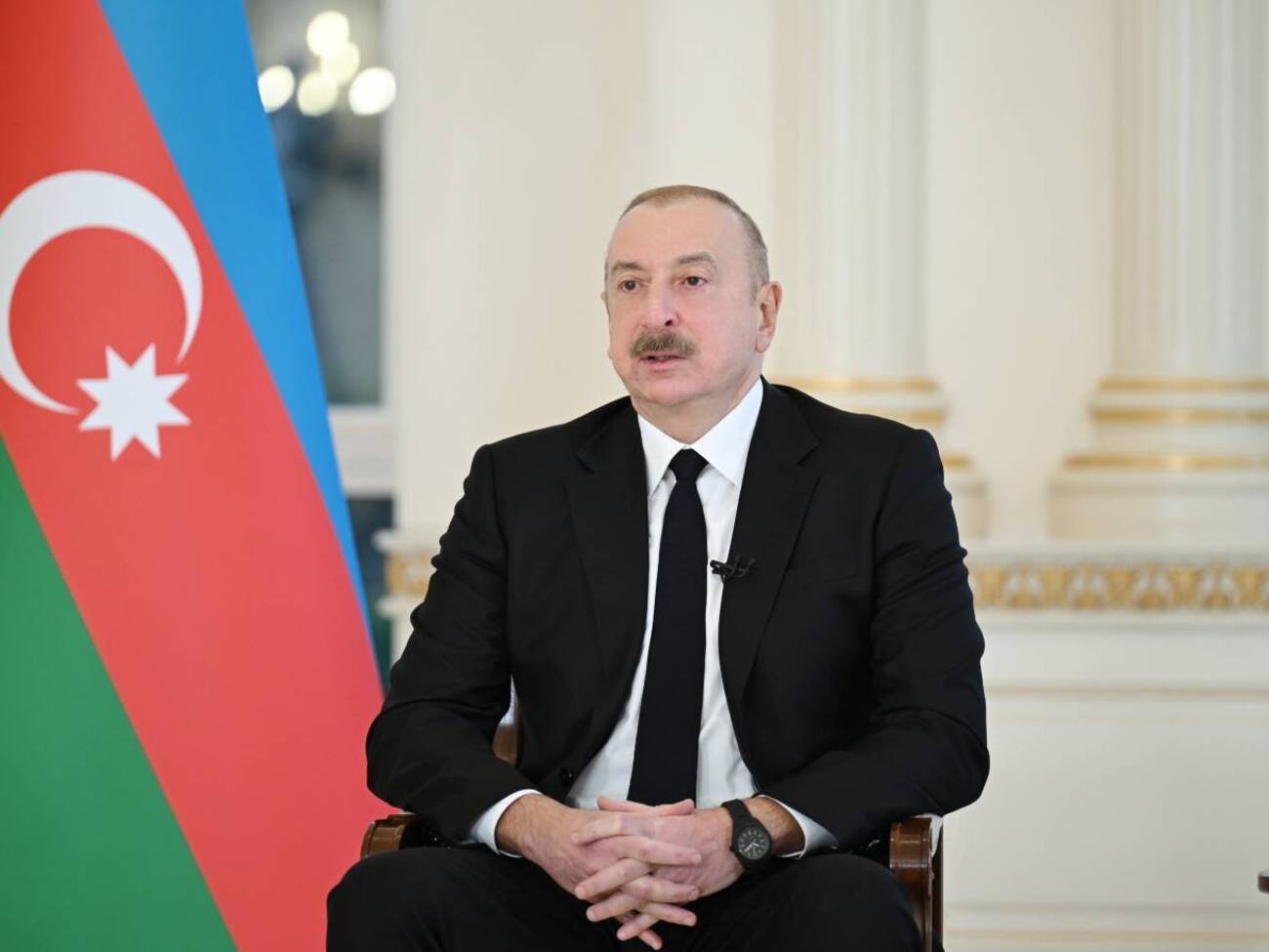 Президент Азербайджану Ільхам Алієв вважає, що "Вірменія має негайно зупинити озброєння"