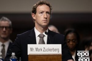 Цукерберг отметил, что сначала изменения увидят американские пользователи