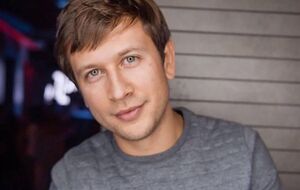 Ступка: А ветер такой, немаленький, я вам скажу