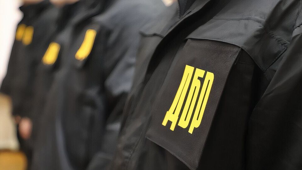 Зловмисники організовували незаконні схеми переправлення чоловіків за кордон, використовуючи різні методи – ДБР