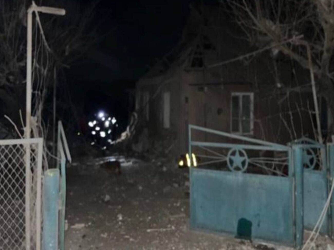 Під завалами було четверо людей, зазначив Федоров