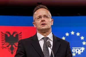 Закриття газових або нафтових маршрутів є неприйнятним і суперечить очікуванням, пов'язаним з євроінтеграцією, вважає Сійярто