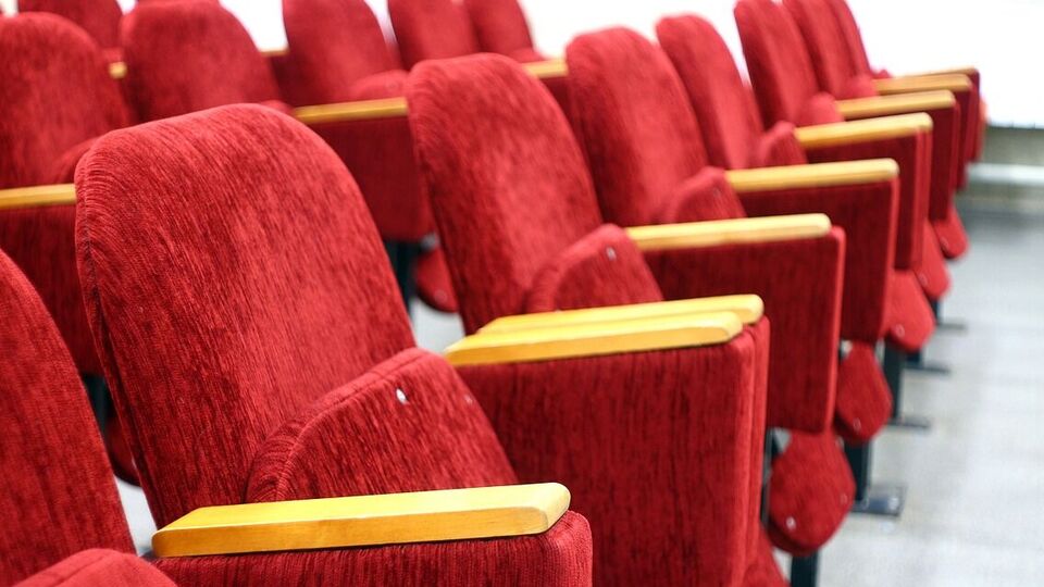 Фильмы собираются показывать в январе и феврале, отметили в Госкино