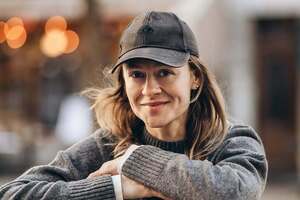 Мартыновская: Чем взрослее становлюсь, тем больше хочется на ручки к папе и маме