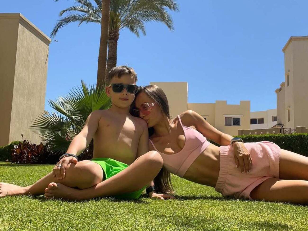 Актриса отдыхает с сыном