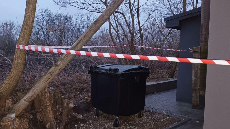 Немовля виявили у сміттєвому баку