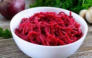 Для приготування буряк потрібно попередньо відварити