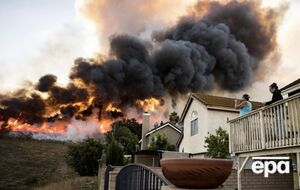 Перед началом пожара Национальная метеорологическая служба предупредила о высоком уровне пожарной опасности