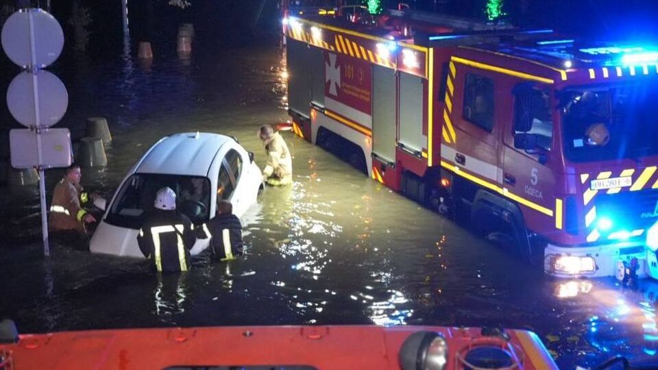 В Одесі потоп через сильні зливи
