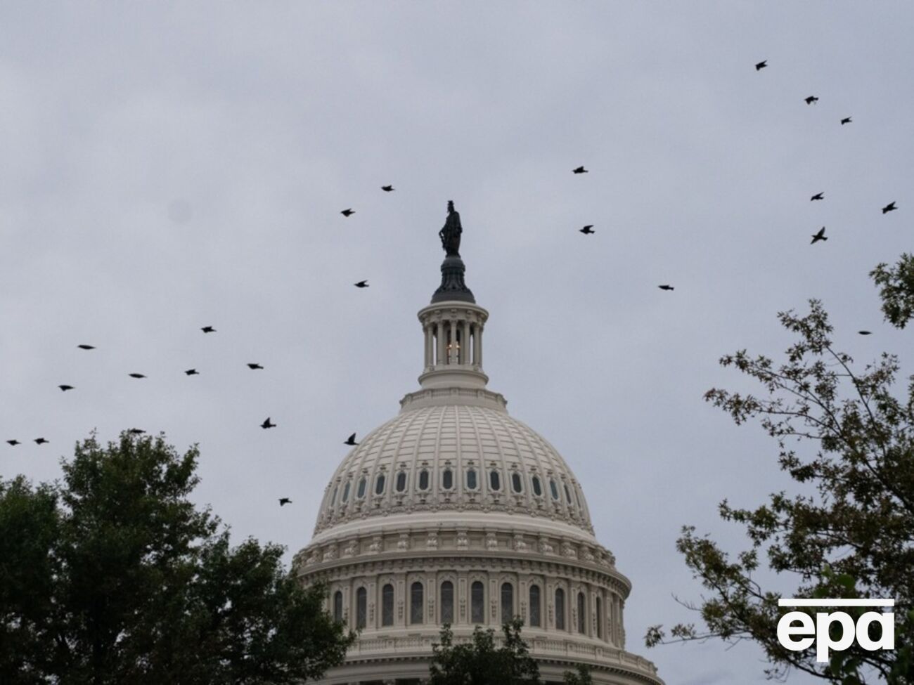 Правительство США приостановило работу