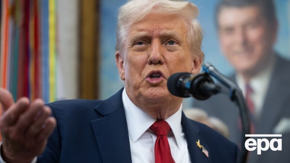 Трамп заявил, что сам он не хочет Нобелевскую премию, но ее должны получить США