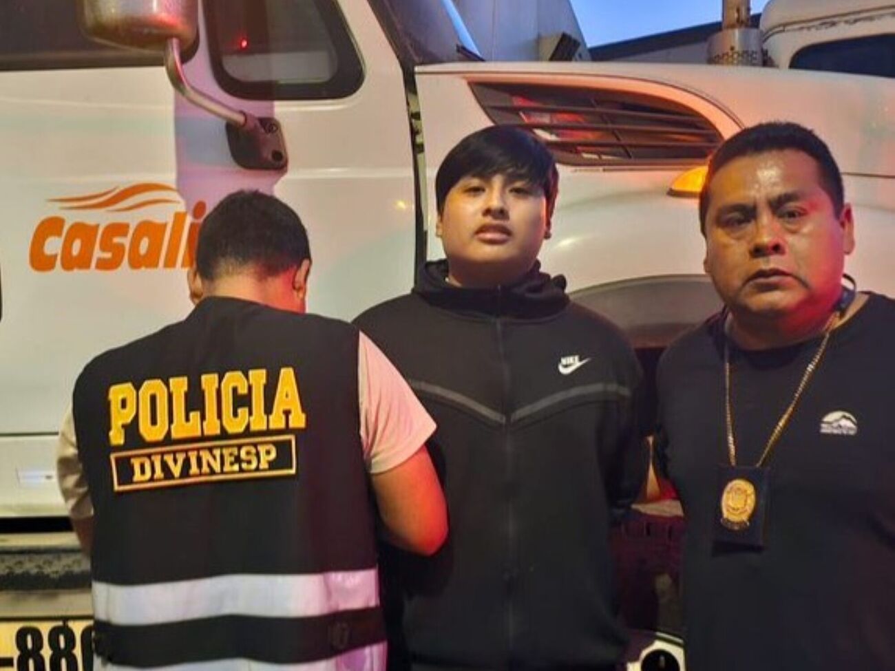 В организации убийства подозревают 20-летнего Тони Янцена Вальверде Викториано, известного как Little J