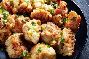 Для блюда возьмите 700 г цветной капусты