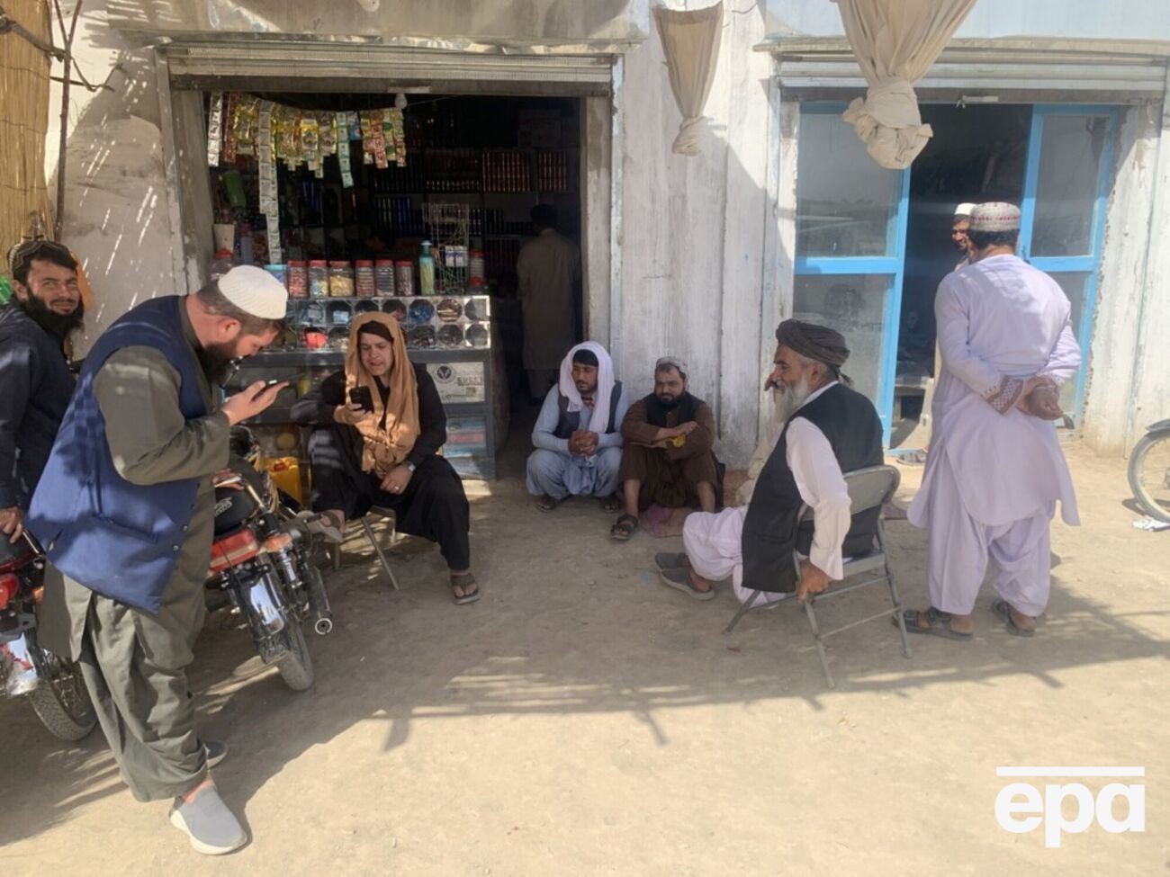 Мобільний з'вязок частково відновив роботу неподалік Кабула й Герата