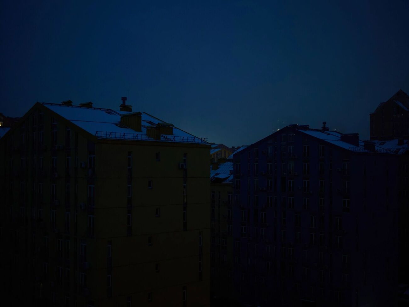 Свет будут отключать в четыре очереди по принципу три часа через шесть часов, сообщили в "Черниговоблэнерго"