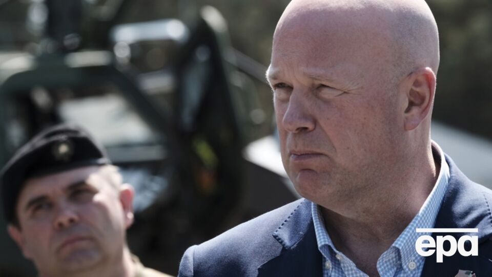 Уитакер отметил, что у Соединенных Штатов есть возможности, которые сейчас не применяются на поле боя в Украине