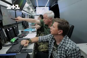 Комаров: Ви не уявляєте, що відбувається всередині командного пункту