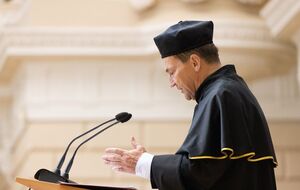 Сикорский 10 октября начал визит в Украину