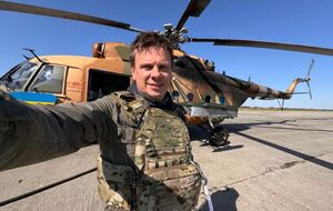 Комаров зазначив, що йому вдалося задокументувати полювання на Shahed груп армійської авіації на гелікоптерах Мі-8