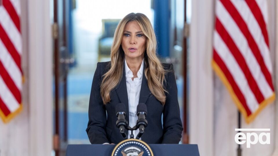 Восемь украинских детей были возвращены в свои семьи в течение последних 24 часов, рассказала 10 октября Меланья Трамп