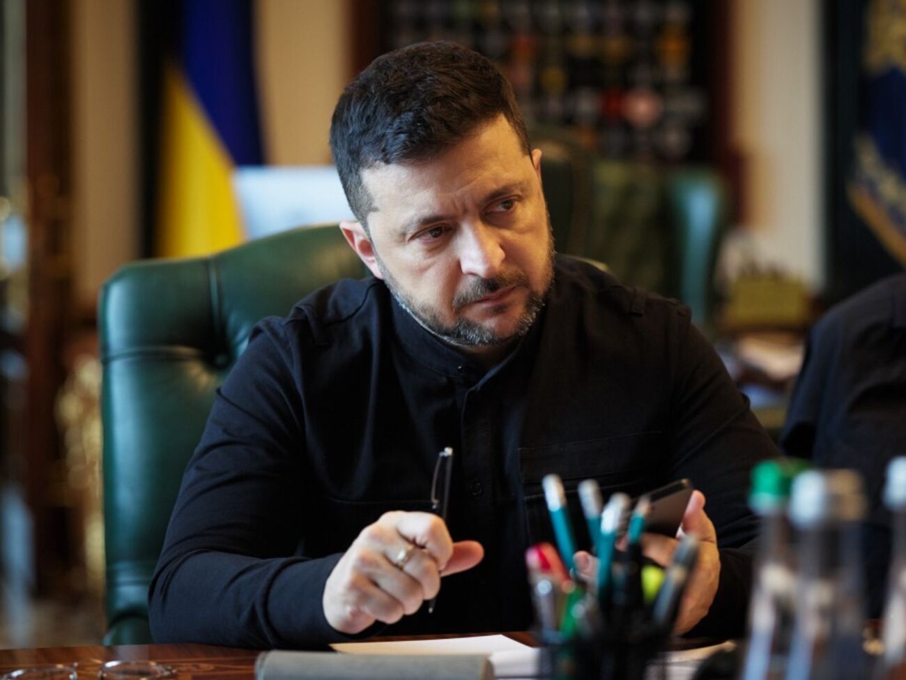 Россия накапливала средства поражения и "ждала дождя и тумана", рассказал Зеленский