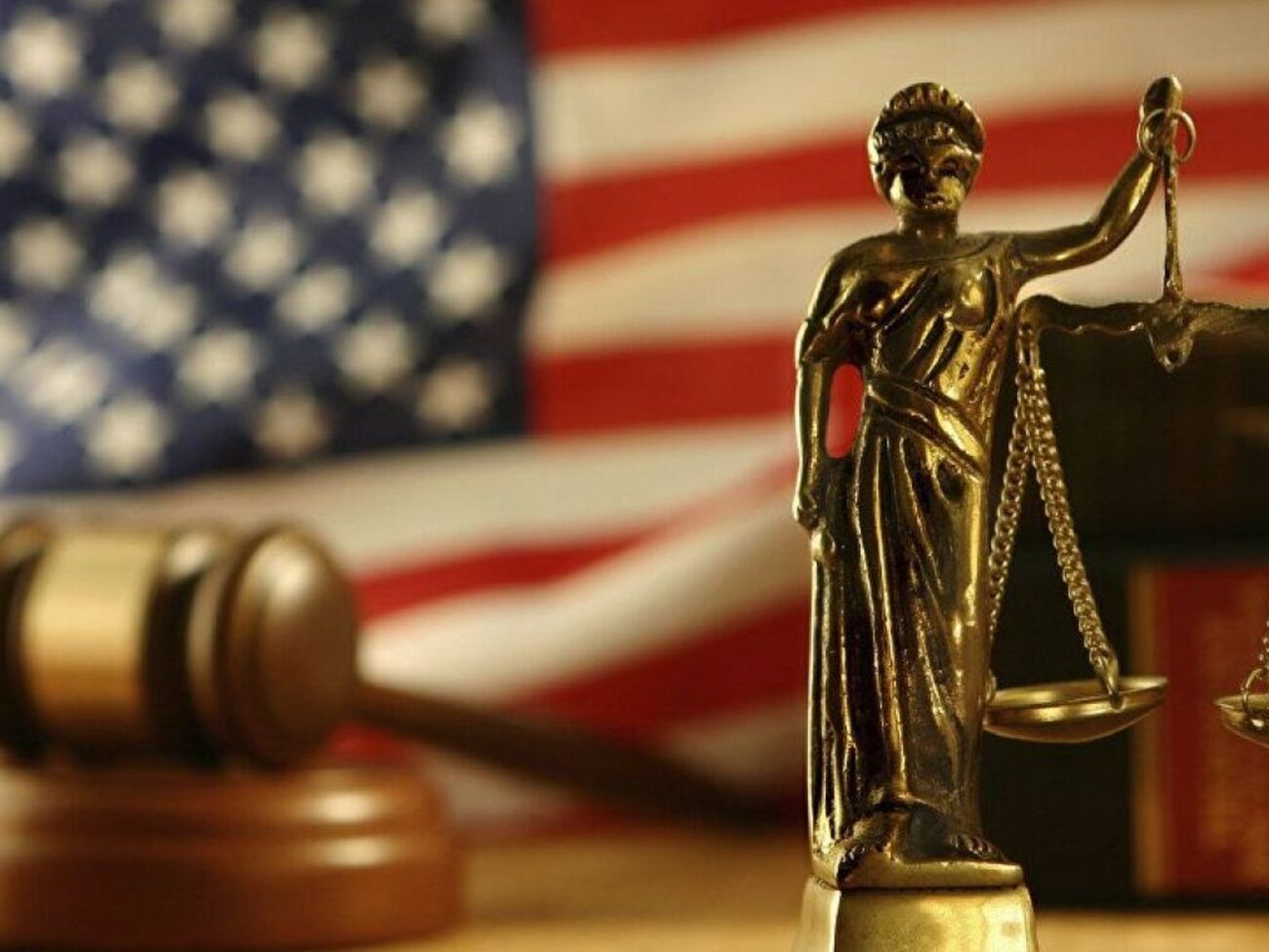 64-летний гражданский экс-служащий Военно-воздушных сил США 8 октября осужден в федеральном суде города Линкольн, говорится в материале