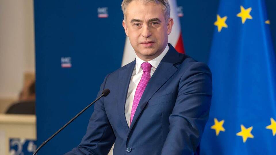 Як зазначив Гавковський, Польща щодня стикається з від 2 тис. до 4 тис. інцидентів, і від 700 до 1 тис. із них беруть у роботу