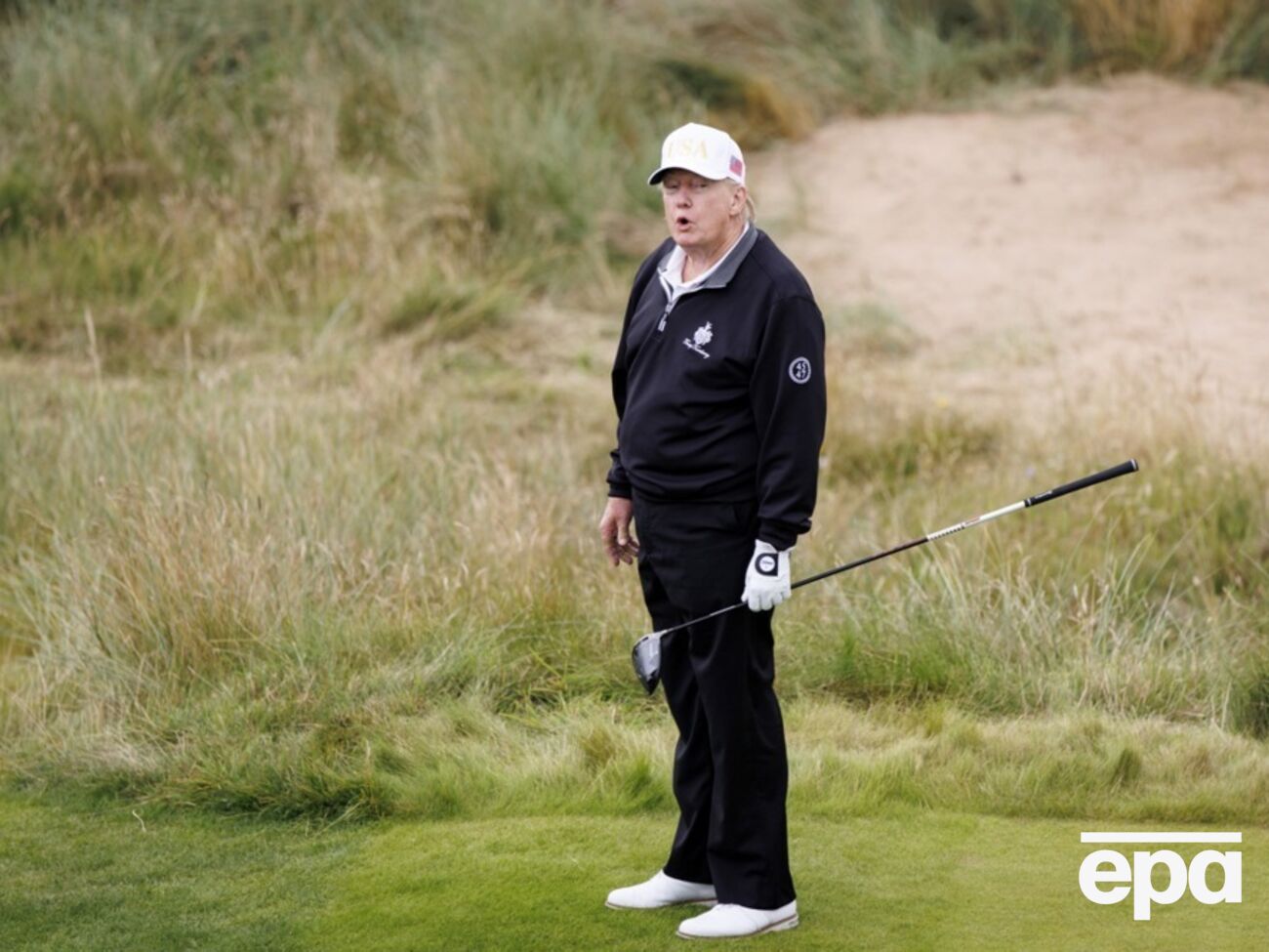 Президент США грав у гольф разом зі своєю онукою Кай