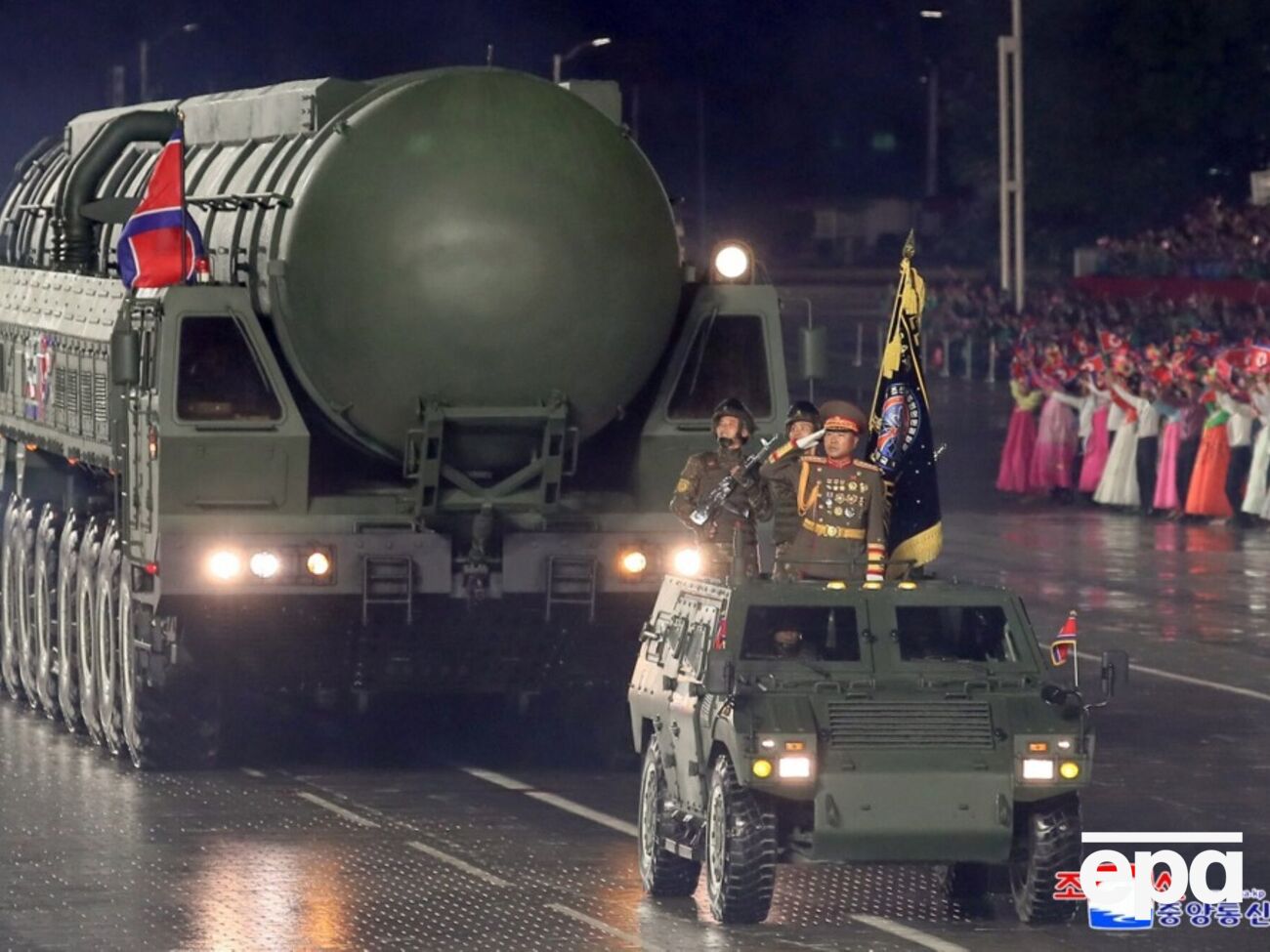 Північнокорейські пропагандисти назвали нову ракету "найпотужнішою ядерно-стратегічною зброєю" країни