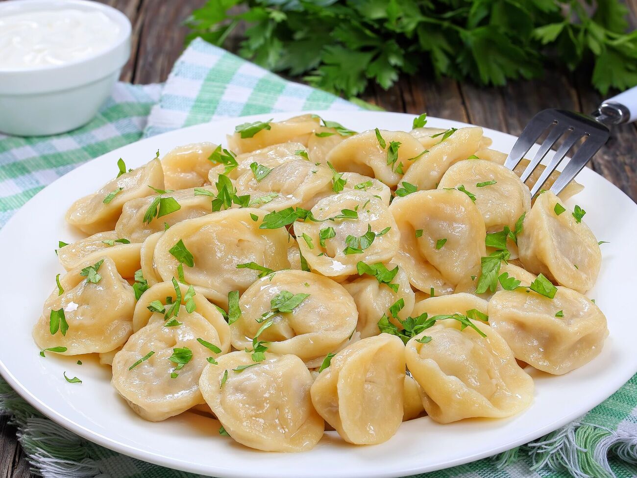 В тесто нужно вбить одно яйцо