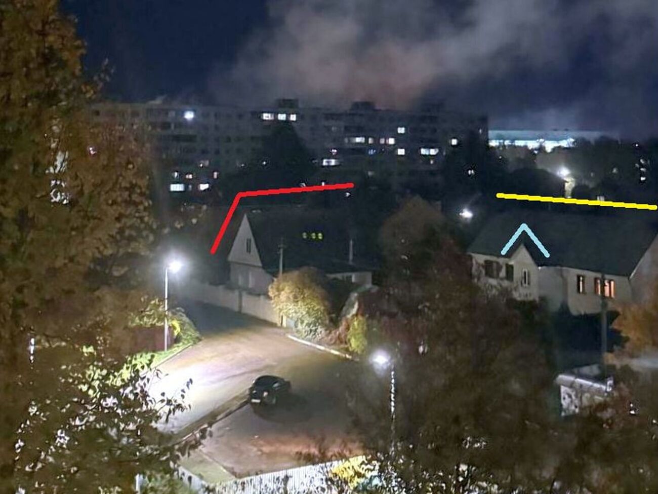 Geoint-исследователь Blinzka предположил, что дым, вероятнее всего, поднимался со стороны подсанкционного смоленского авиазавода