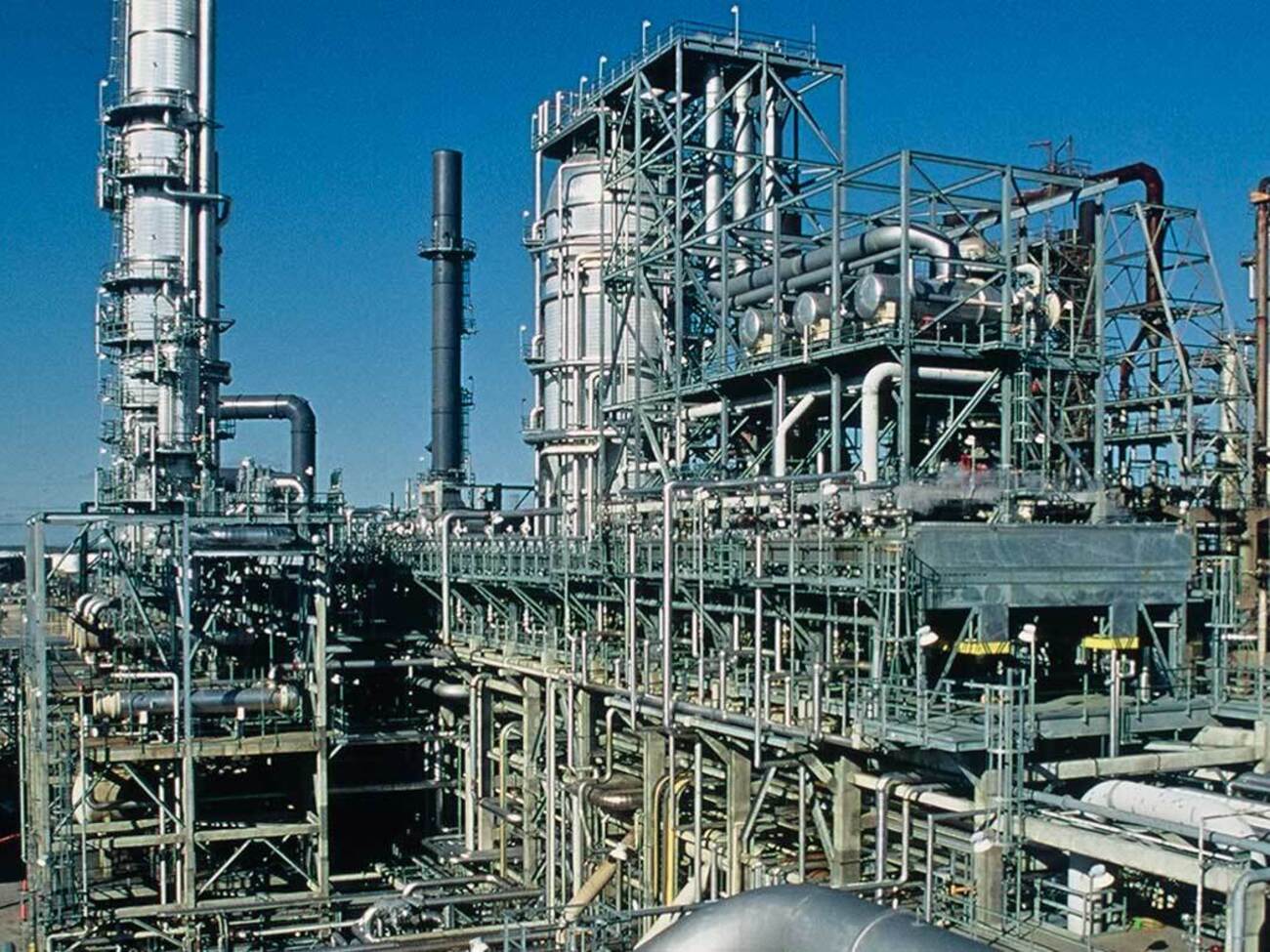 Россияне ищут способы защитить свои НПЗ