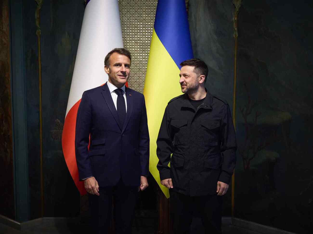 Макрон и Зеленский поговорили по телефону